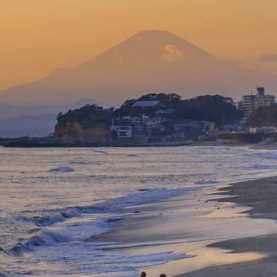 末日雄师测试版下载